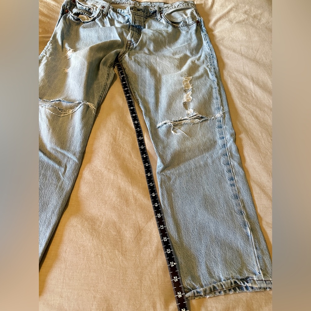 Levi's 501 CT Distressed Jeans - Picture 10 of 11